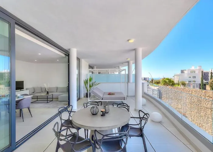 Scandinavian Modern * Fuengirola